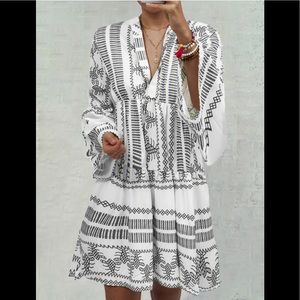 White Black Misslook Bell Sleeve Empire Boho Dress